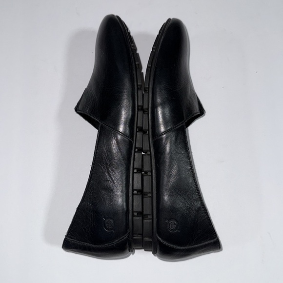 BORN Black Leather Slip-On Shoes - Picture 5 of 6